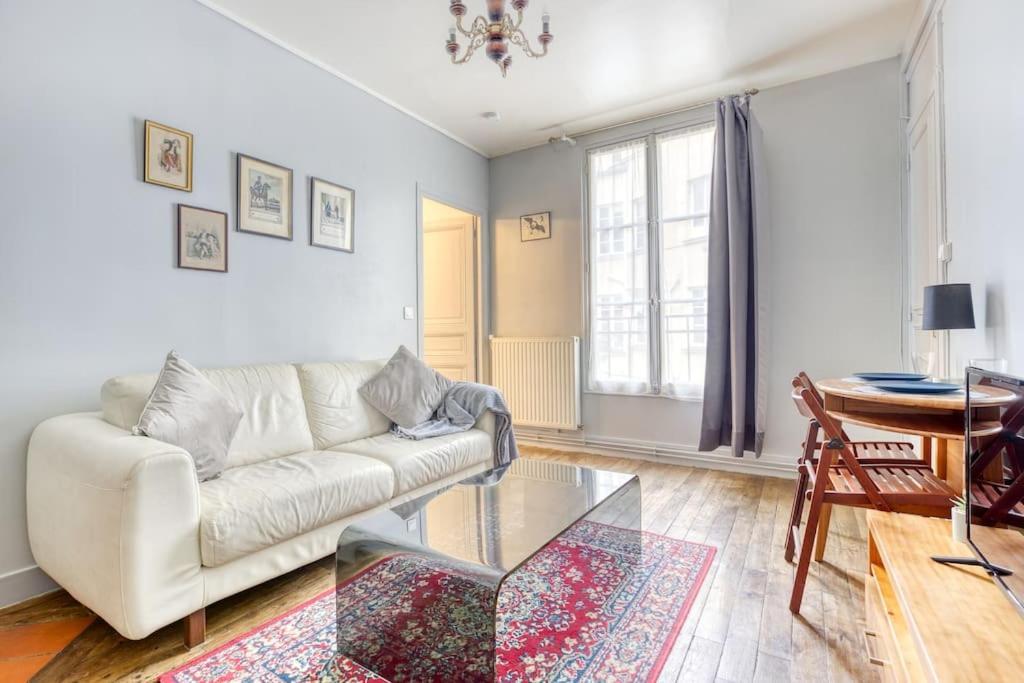 * Le Versaillais*2 Min A Pied Du Chateau Versailles Phòng bức ảnh